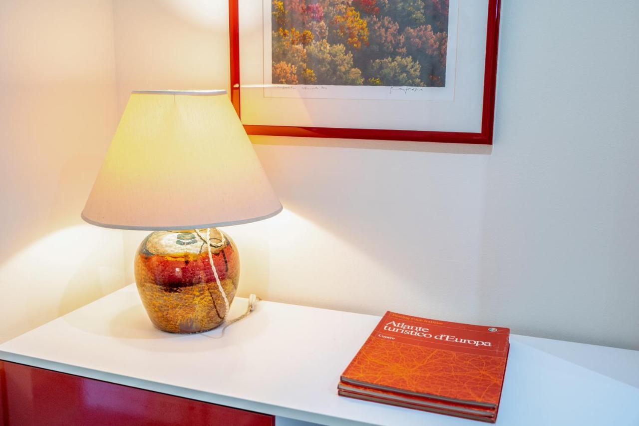 Classy Apartment Near City Life - Fiera Milan Bagian luar foto